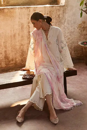 Zeyra - Prettily Suffuse