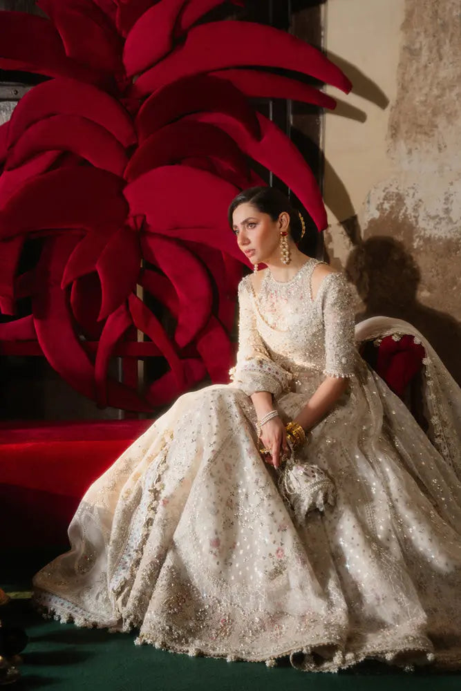 Ishani - Prettily Suffuse