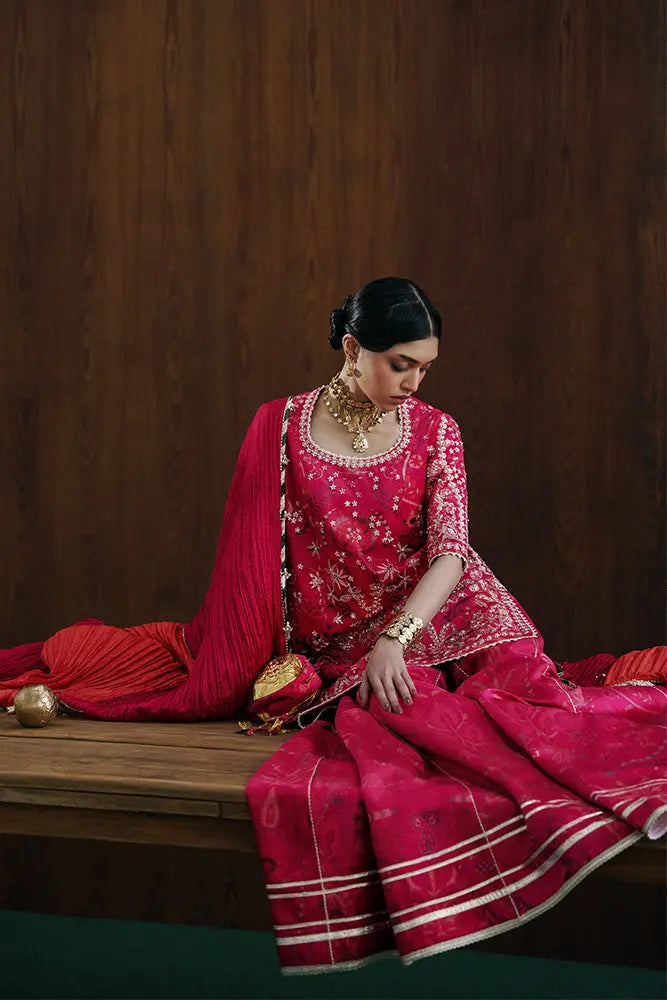 Ryelle Prettily Suffuse