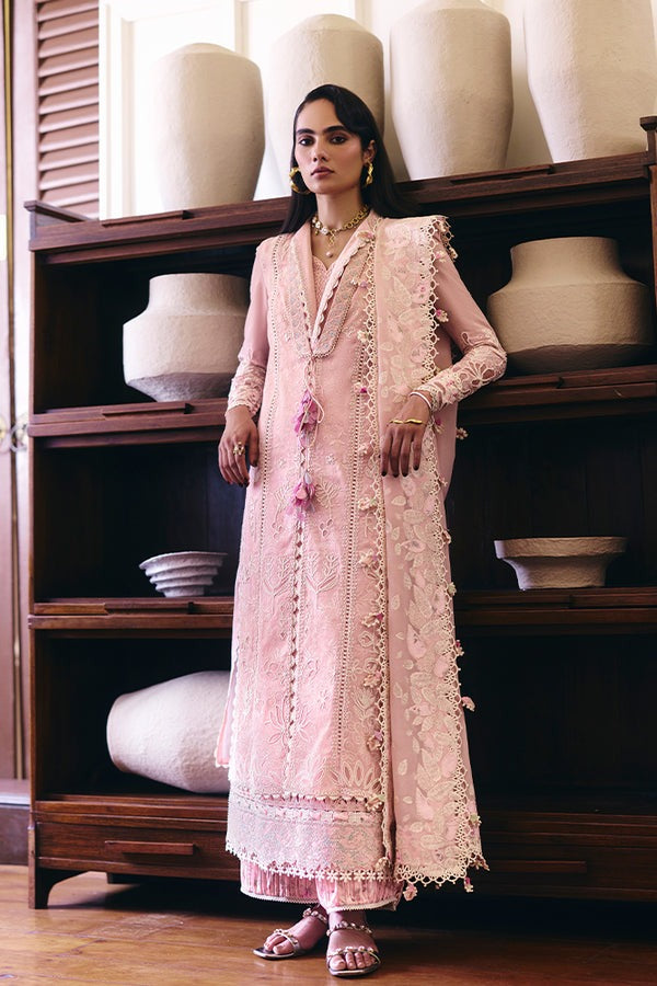 Mahae Prettily Suffuse