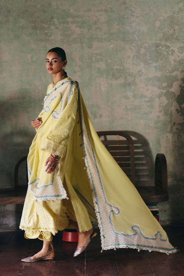 Eira Prettily Suffuse