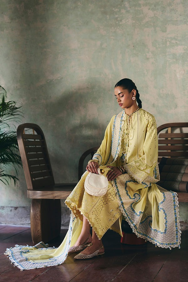 Eira Prettily Suffuse